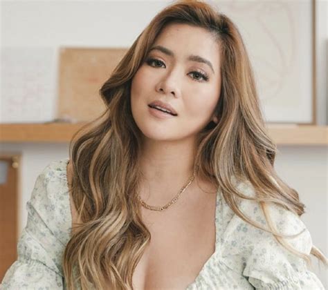 Angeline Quinto .